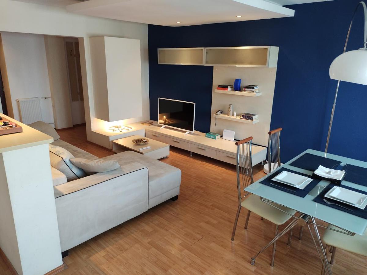 Wenie Apartment By EasyBukarest Exteriör bild